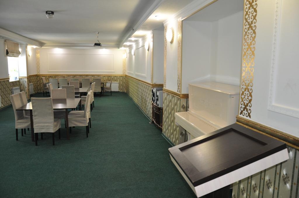 Astina Hotel 아스타나 외부 사진
